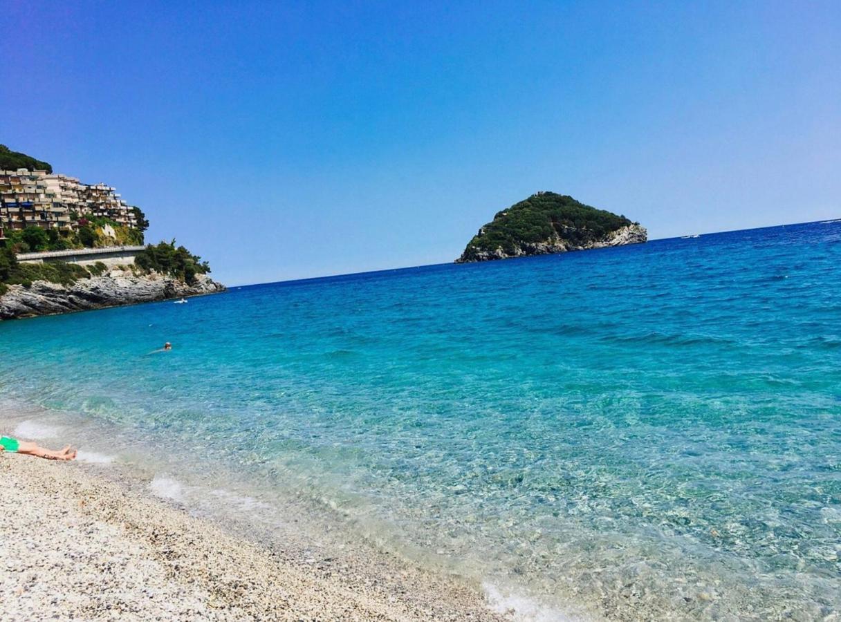 A 5 Minuti Dal Mare - Dolphin Beach House Spotorno Exterior foto